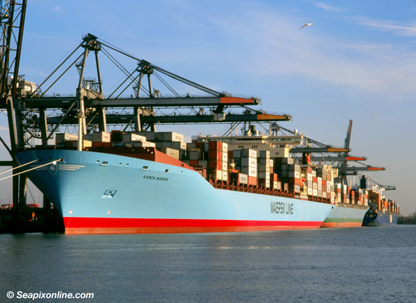 Karen Maersk, Danube, Newport Bay, MOL Ingenuity, Maersk Darlington, Newport Star, MOL Danube,... 9085558 ID 478